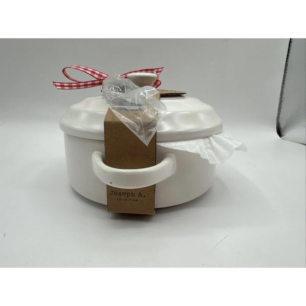 Covered Stoneware Mini Brie Bake &‎ Serve Set With Spreader 